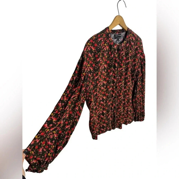 SOMETHING NAVY Micro Floral Print Button Down Relaxed Fit Blouse - Picture 13 of 13